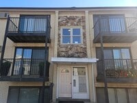 Building Photo - 5113 N East River Rd