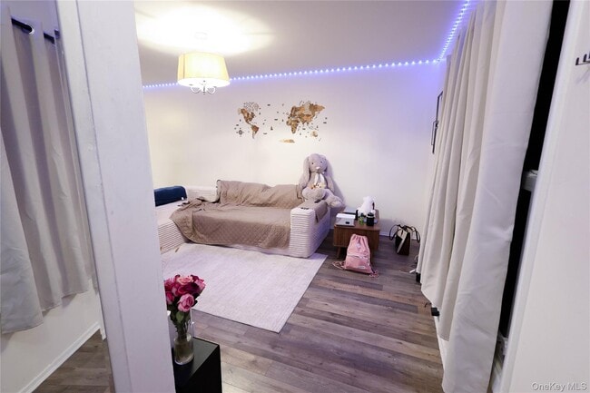 Building Photo - 3 Saratoga Ct