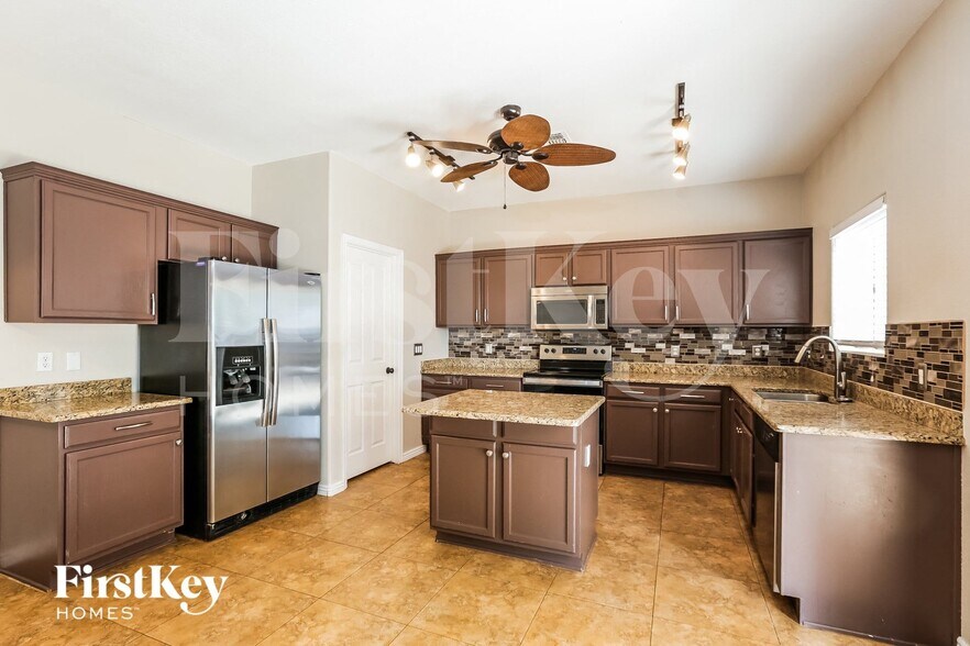 Building Photo - 13251 W Boca Raton Rd