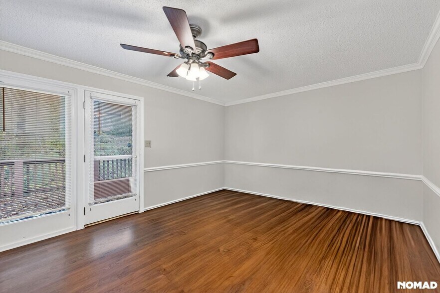 Building Photo - 4131 Kaplan Dr