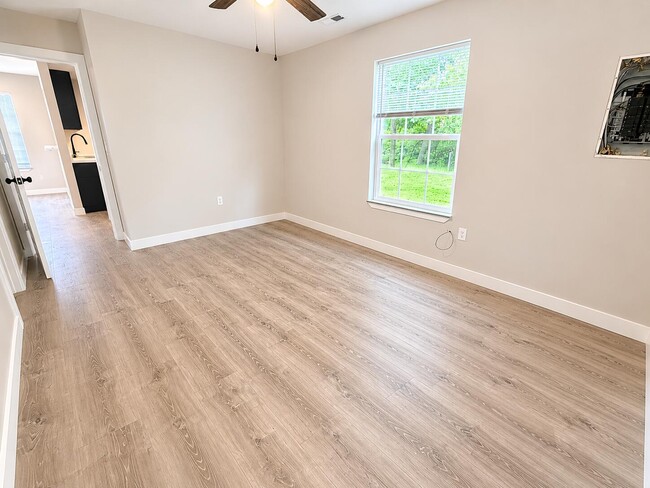 Building Photo - 5305 E Trikalla Dr