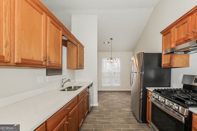 Building Photo - 7434 Chad's Cir