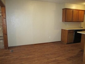 Building Photo - 6124 Gaelic Glen Dr