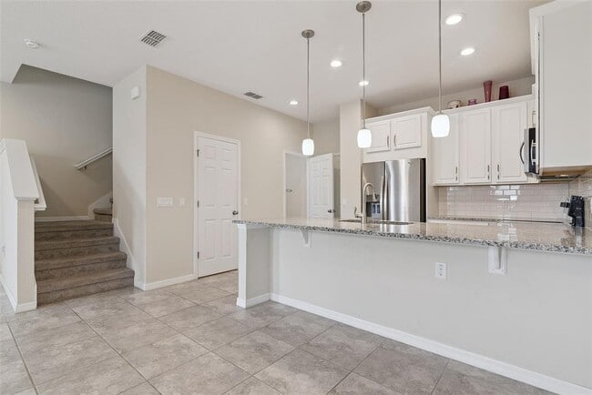 Building Photo - 2200 Garden Belle Dr