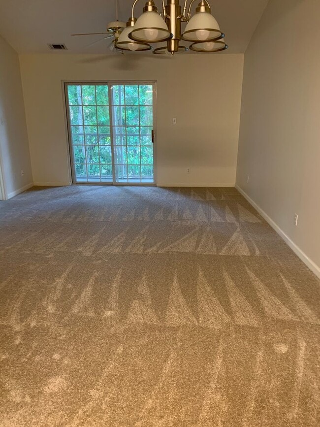 Building Photo - Brockington Square - Southside Savannah Condo-Tibet Avenue
