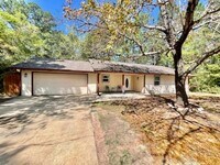 Building Photo - 2849 Penn St