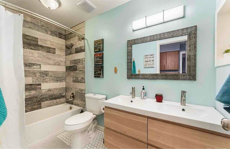 Building Photo - 4262 S Laredo Way