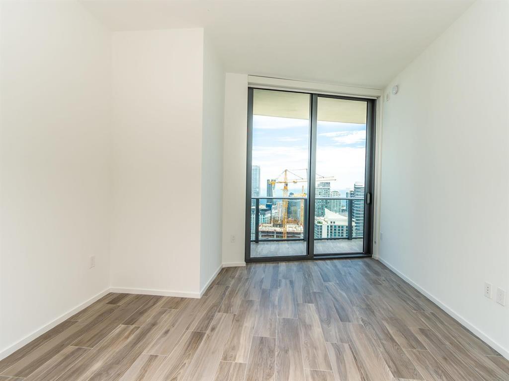 Building Photo - 805 S Miami Ave