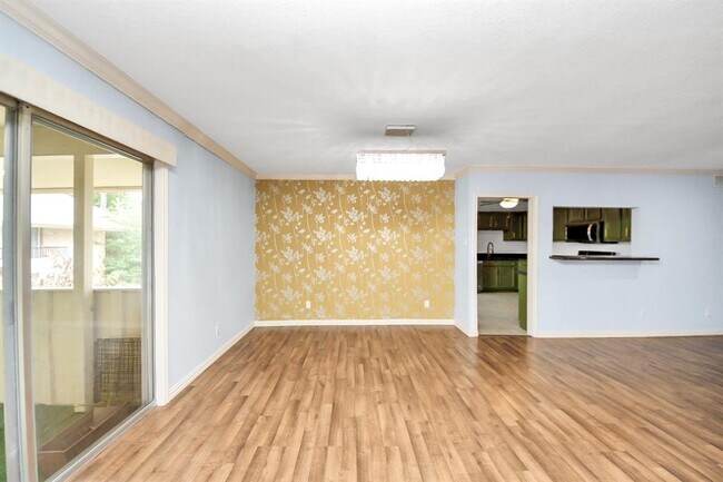 Building Photo - 6304 Crab Orchard Rd