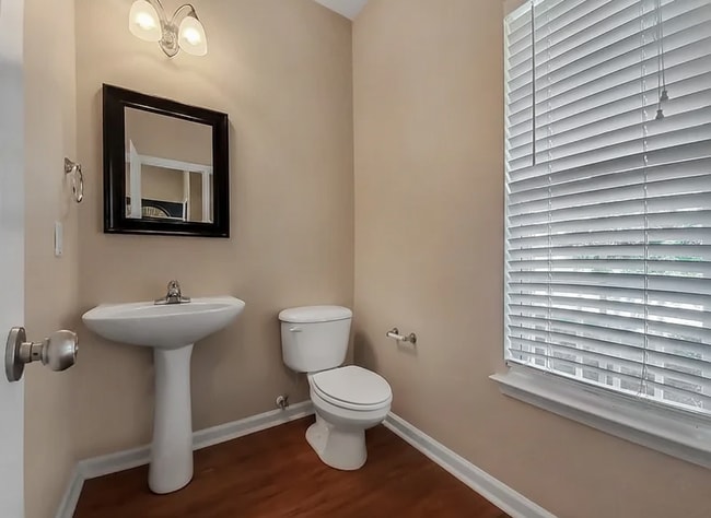 Building Photo - 412 Bridgewood Ct