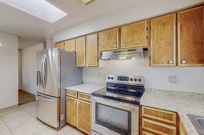Building Photo - 7309 Coulson Dr NE