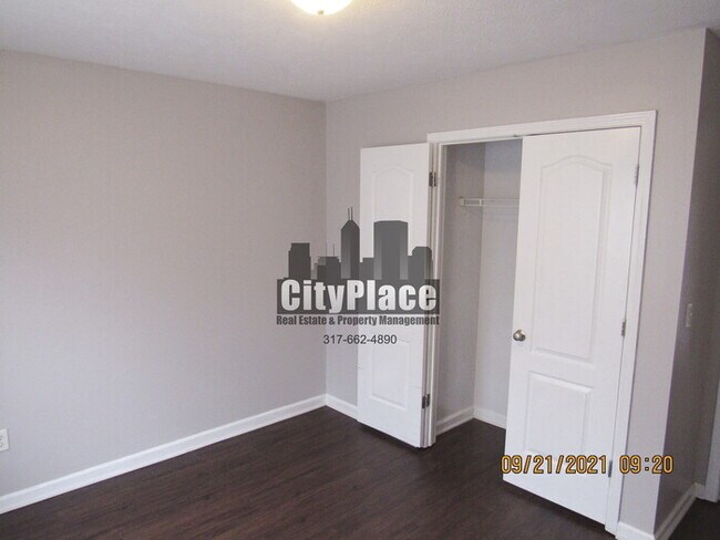 Building Photo - 608 Fisher Creek Dr, Indianapolis, IN 46239