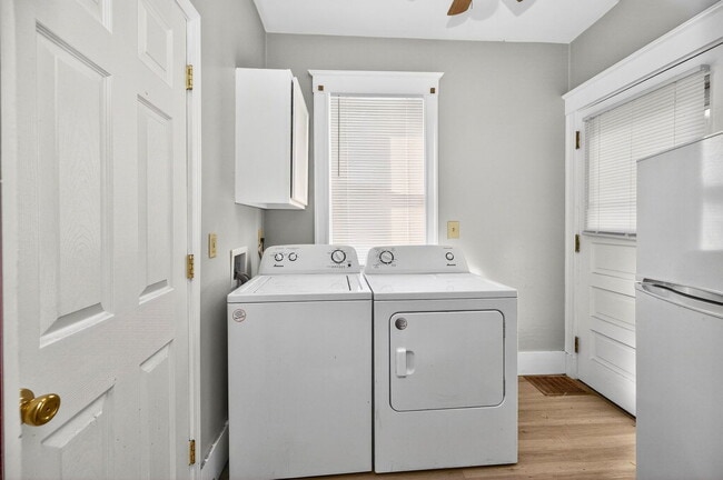 Building Photo - 225 Atkinson St