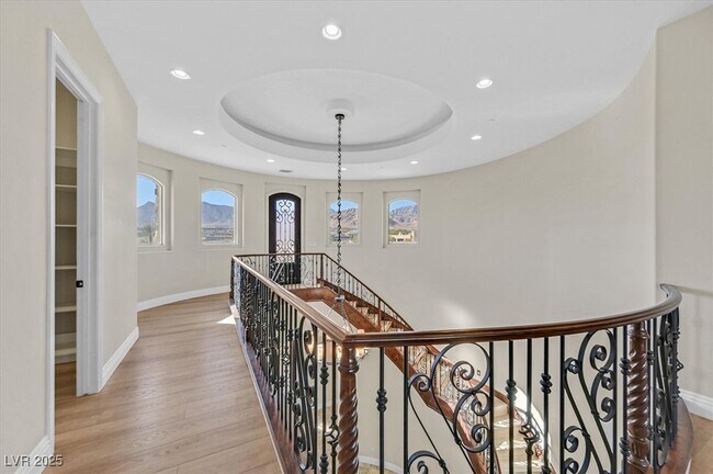 Building Photo - 5790 Aspen Falls Cir