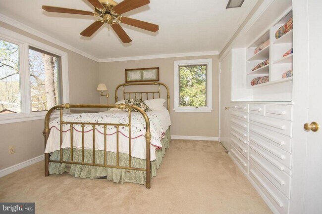 Building Photo - 3253 Juniper Ln