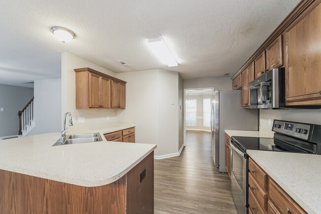 Building Photo - 15009 Arrowgrass Way