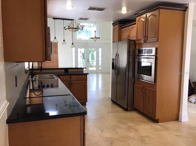 Building Photo - 3291 Brewster Dr