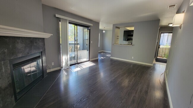 Building Photo - 945 Fletcher Ln