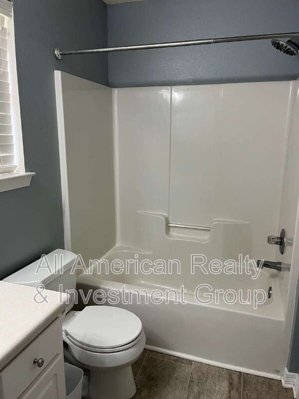 Building Photo - 917 Lajolla Ln