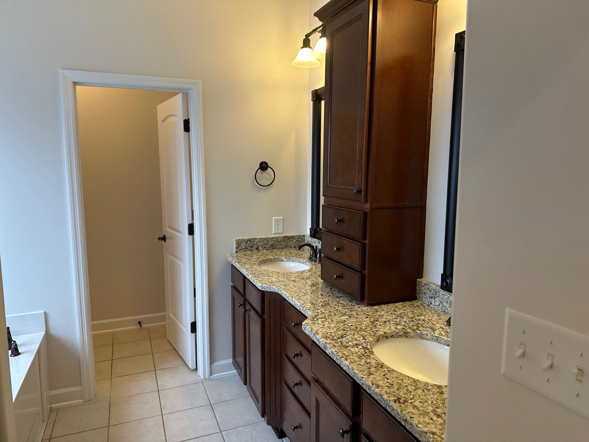 Master bath - 7536 Iredell Main NW