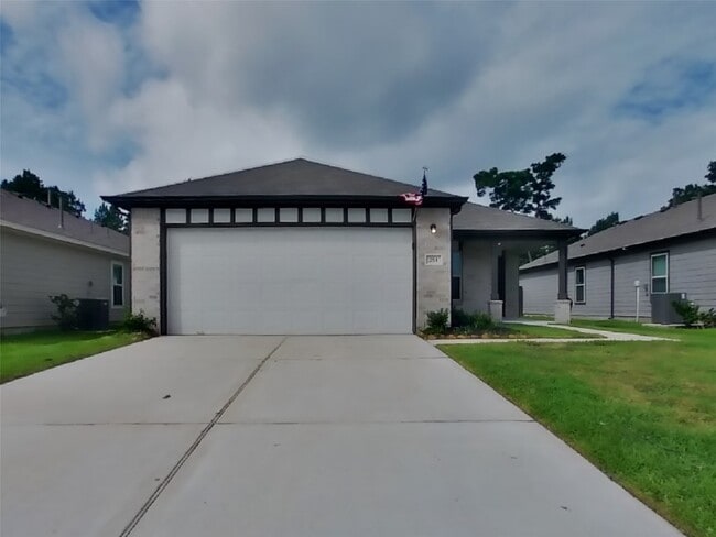 Primary Photo - 254 Cumberland Forest Dr