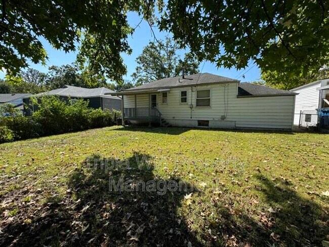 Building Photo - 7417 Pleaseway Dr