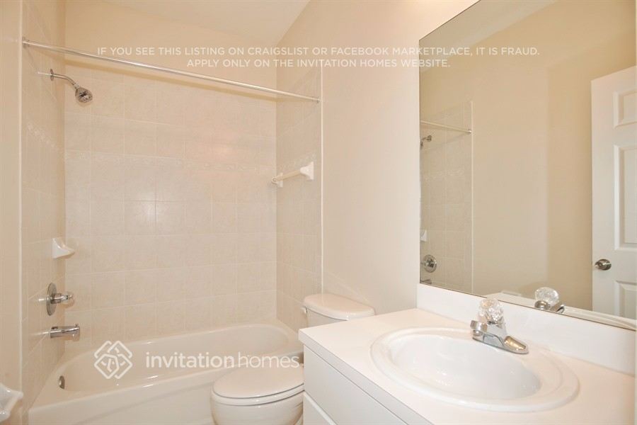 Building Photo - 12433 SW 122nd Ct