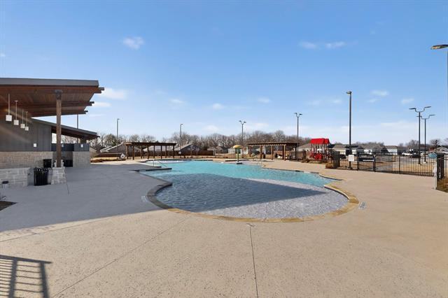 Building Photo - 6734 Highlands St