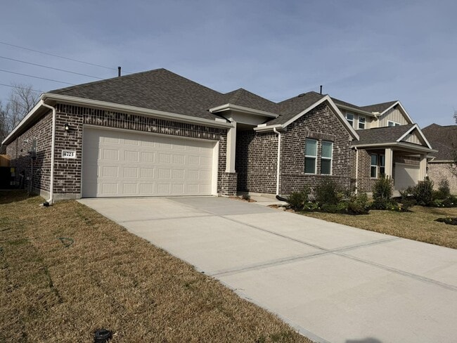 Building Photo - 4723 Bay Vista Dr