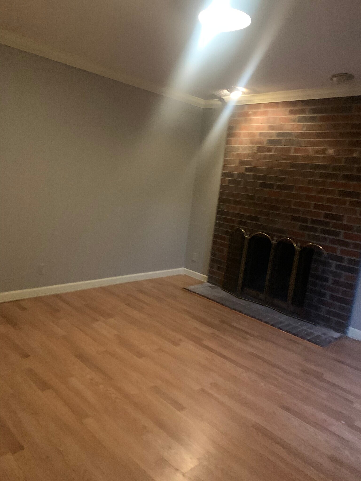 Building Photo - 121 Arcadia Ln