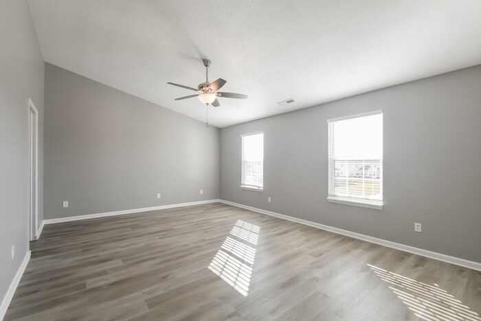 Building Photo - 15346 Keech Ct