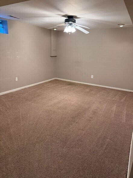 Building Photo - 706 Bismark Way