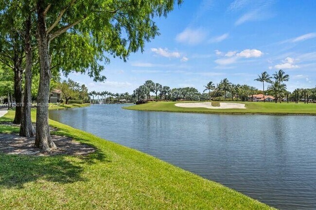 Building Photo - 5555 N Military Trl