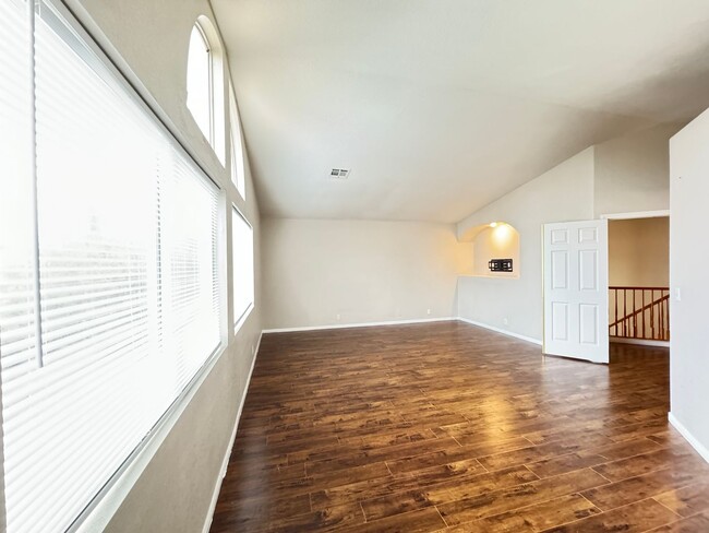 Building Photo - Ample space for you and your loved ones