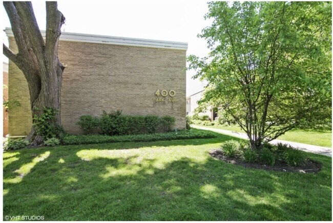 Primary Photo - 400 Park Ave