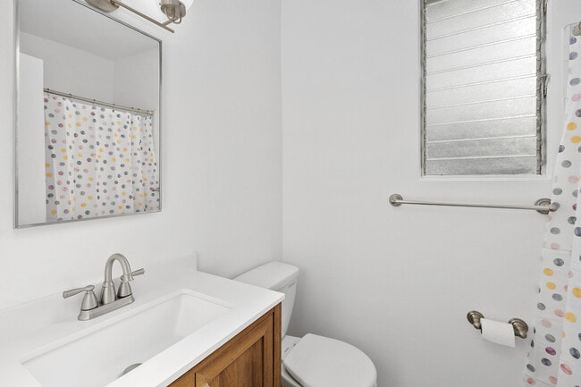 Building Photo - 1777 E Arenas Rd