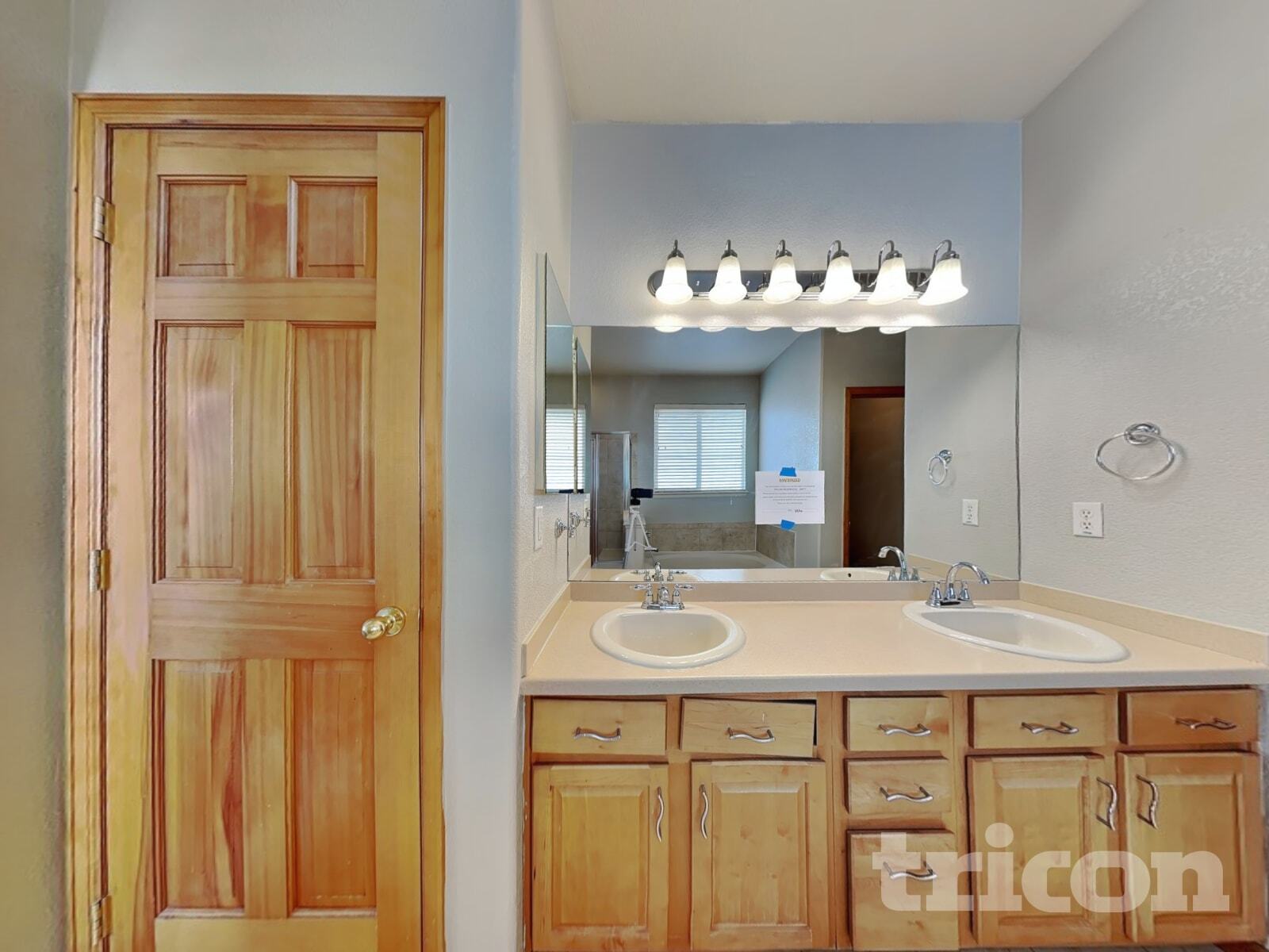 Building Photo - 4981 Mt Cameron Dr