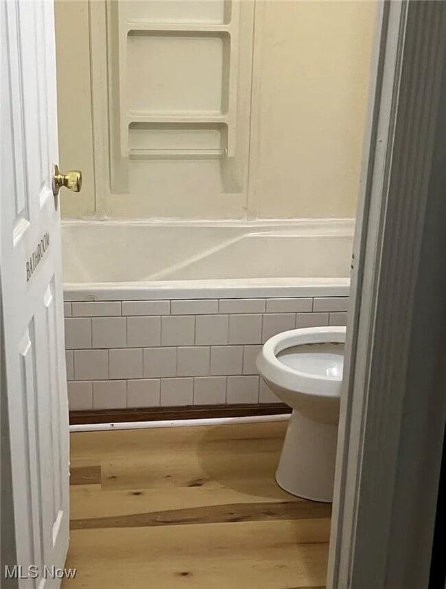 Building Photo - 13612 Bennington Ave