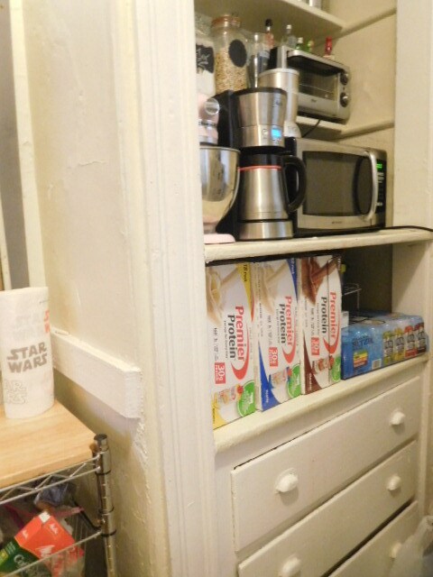 Building Photo - 165 Kelton St