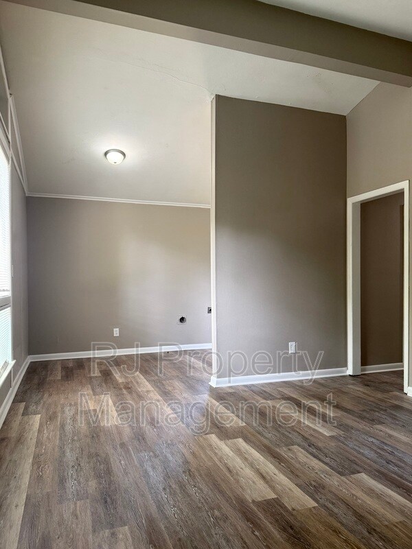 Building Photo - 3417 Edgar St
