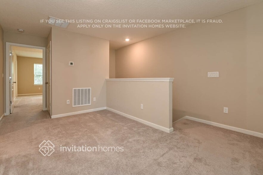 Building Photo - 2569 Sandy Dune Dr