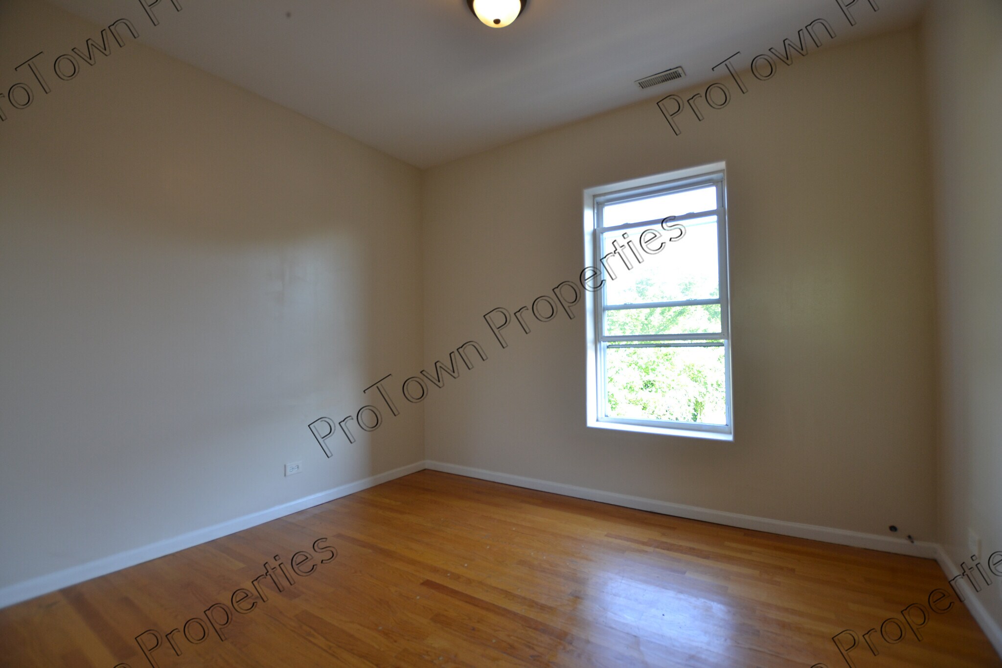 Building Photo - 309 Herkimer St