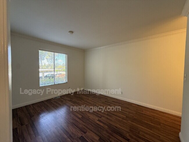 Building Photo - 5460 Concord Blvd