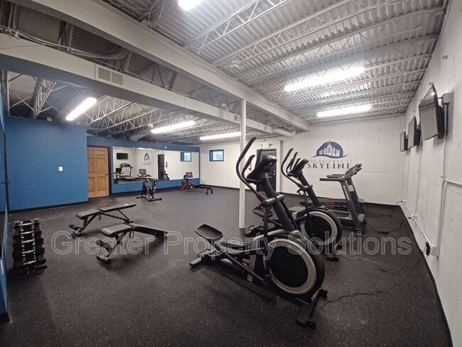 Building Photo - 5112 NW Kalivas Cir