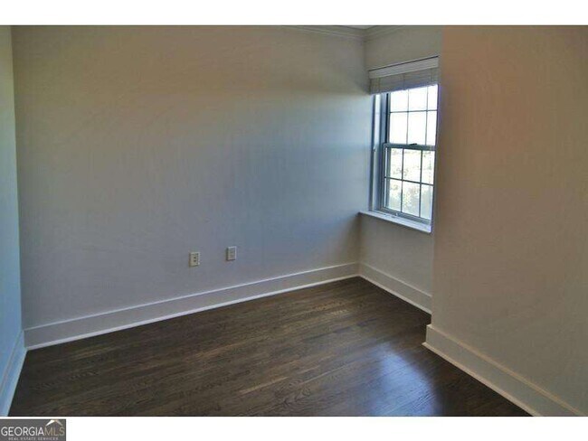 Building Photo - 199 14th St NE