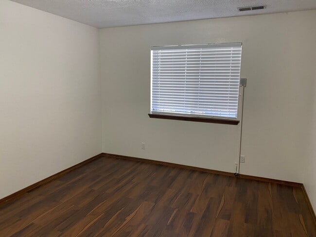 Building Photo - Tramway/Indian School TH 2/BD 2/BA 2/CG