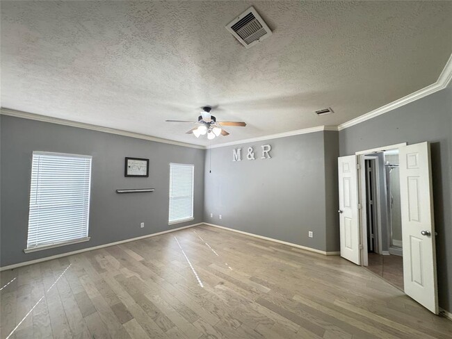 Building Photo - 3818 Houston Lake Dr