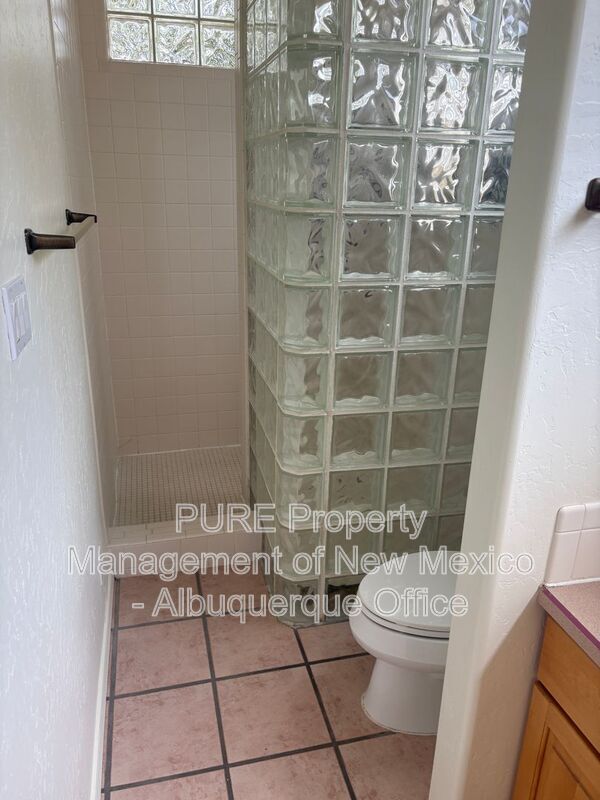Building Photo - 8220 W Raintree Dr NE