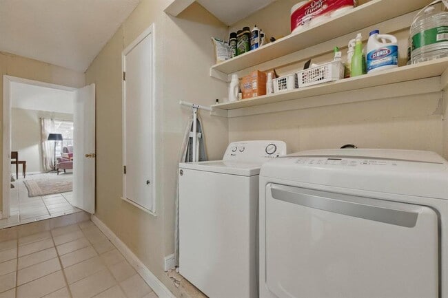 Building Photo - 4802 Peach Grove Ct