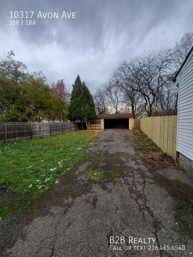 Building Photo - 10317 Avon Ave